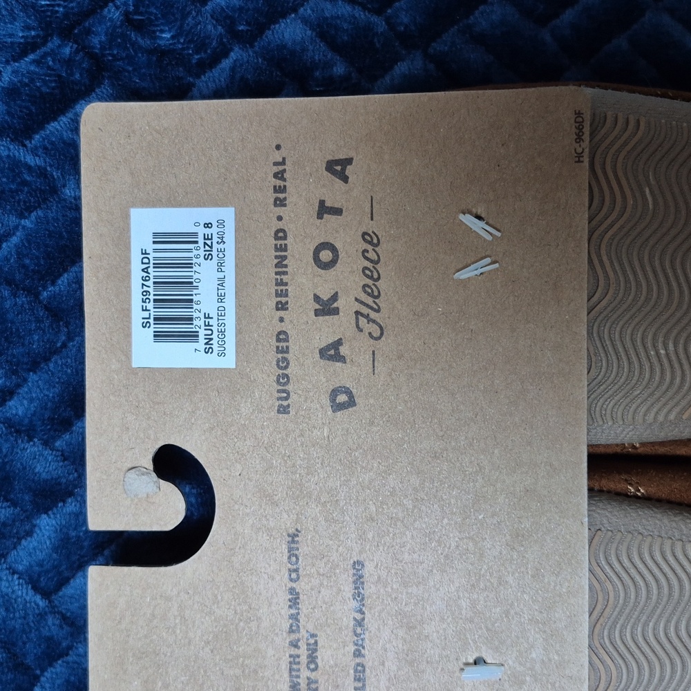 Dakota Fleece Women's Faux Fur Slippers With Memory Foam Size 8, New With Tags - Picture 3 of 7